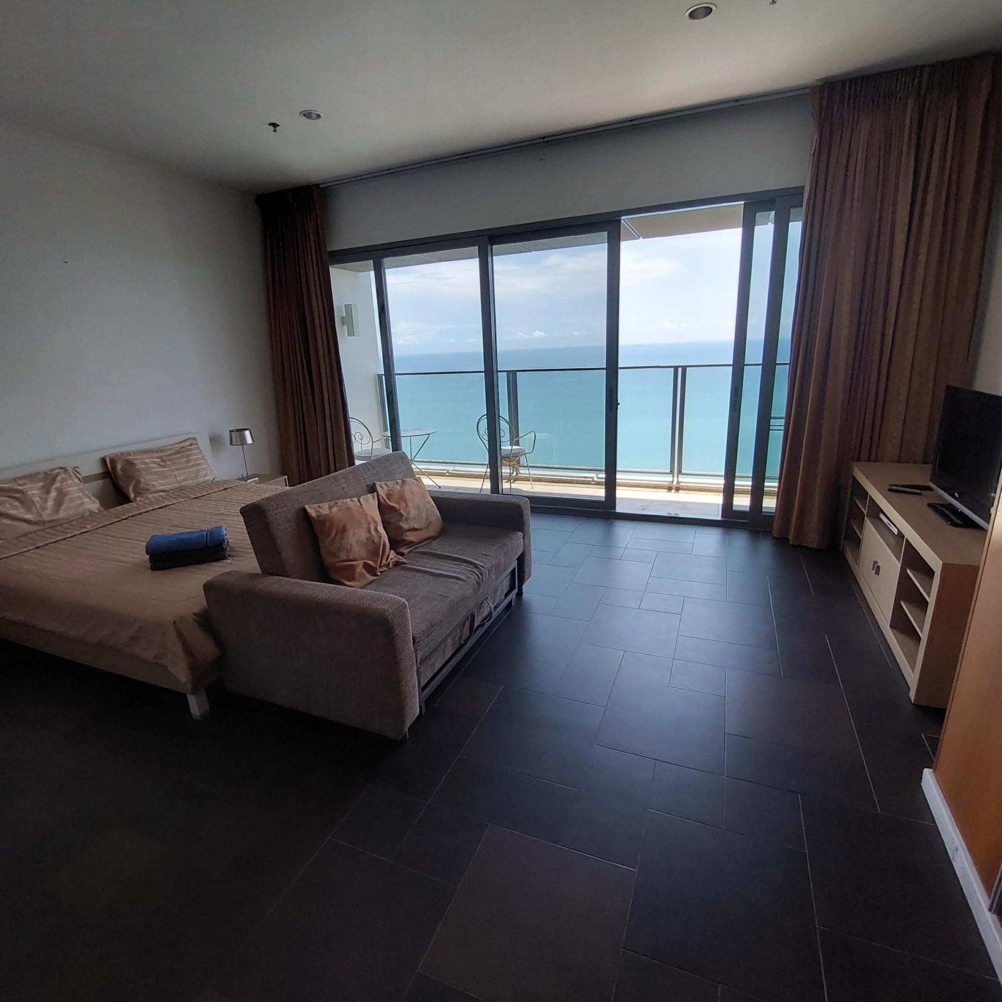 Sea View Apartment In Pattaya Exteriér fotografie