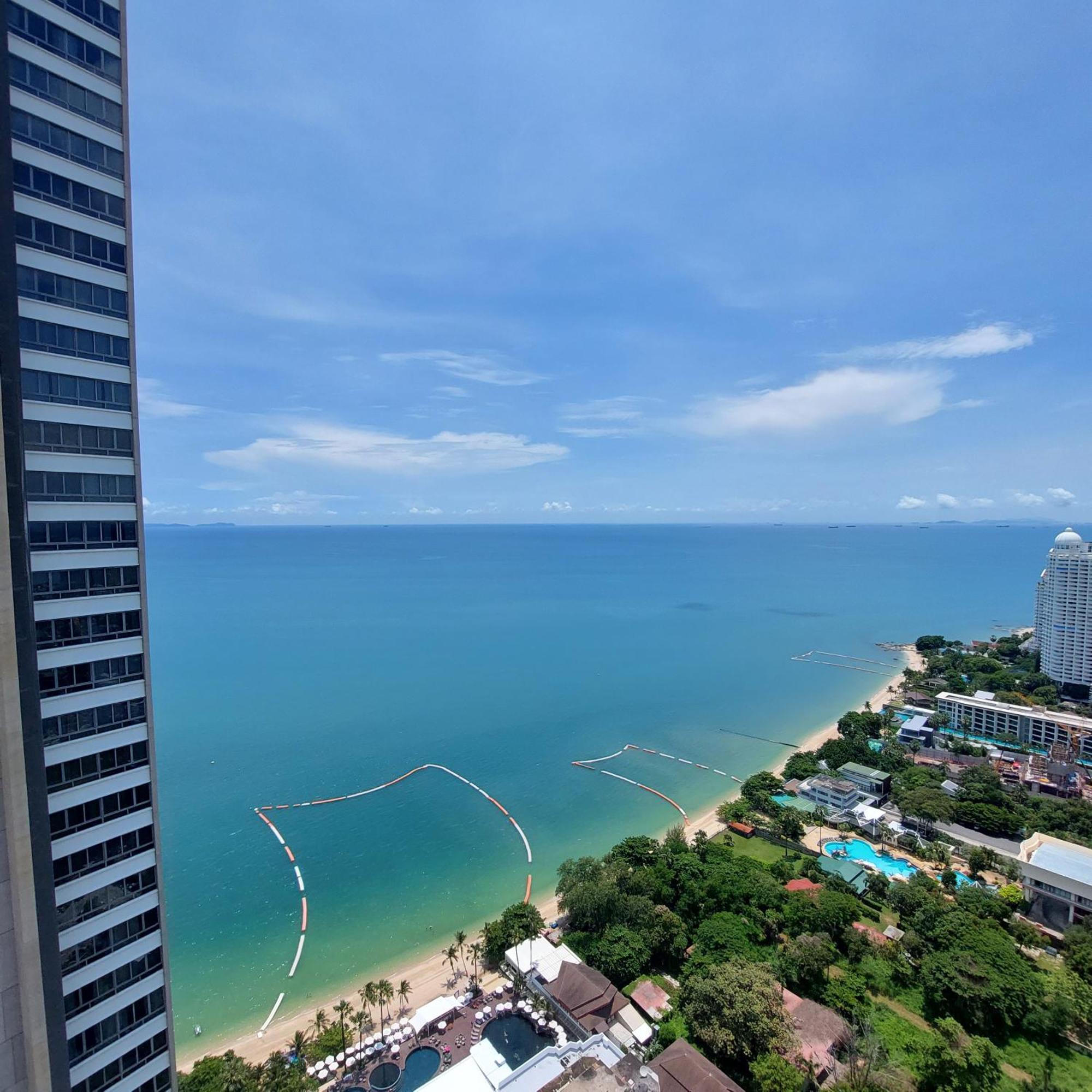 Sea View Apartment In Pattaya Exteriér fotografie