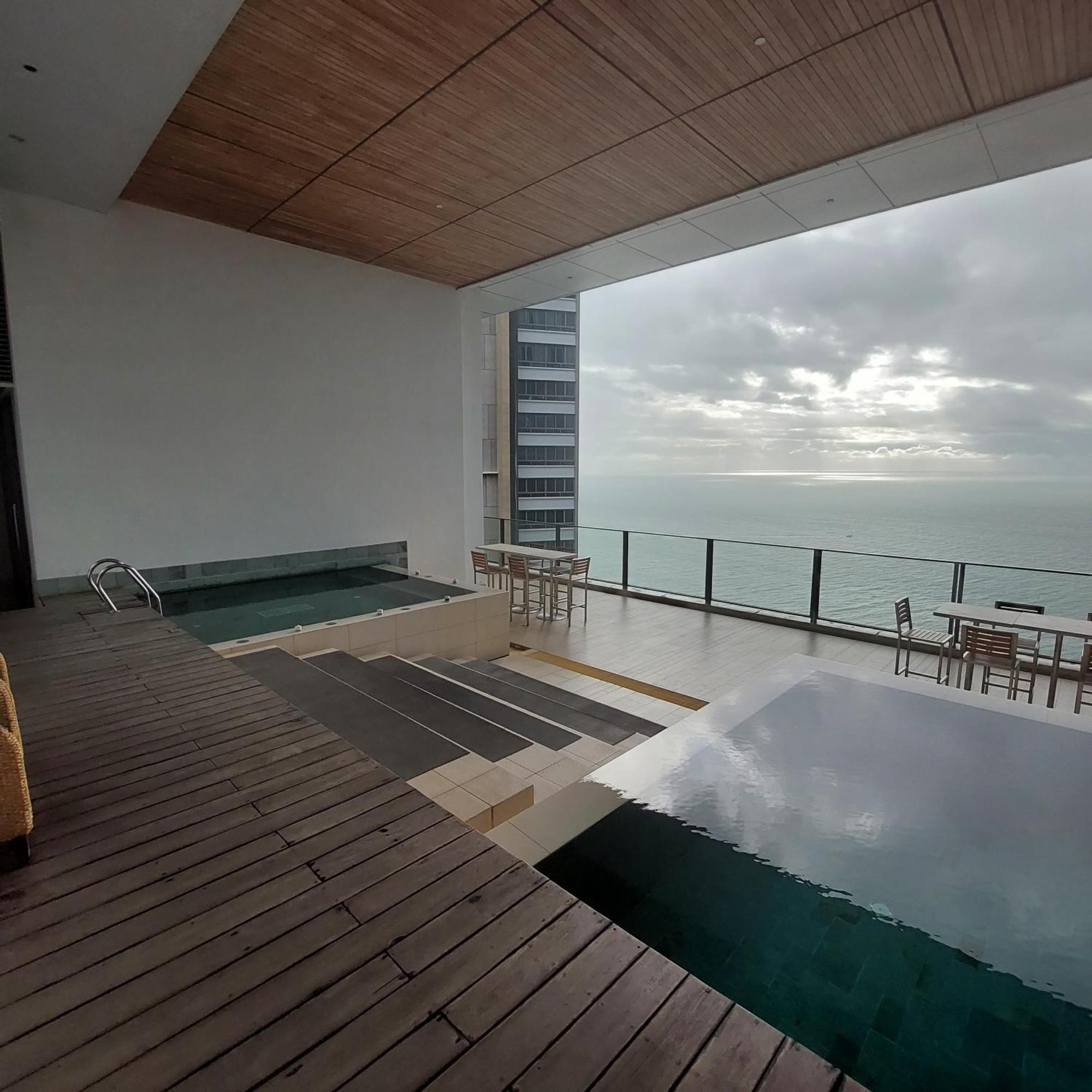 Sea View Apartment In Pattaya Exteriér fotografie