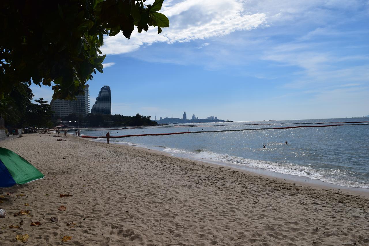Sea View Apartment In Pattaya Exteriér fotografie